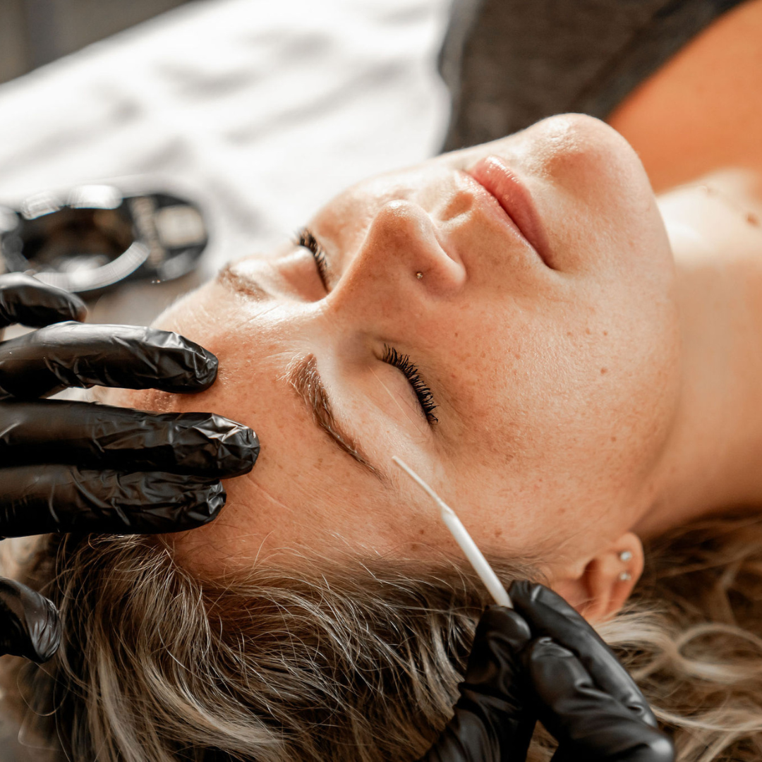Brow Design + Tint